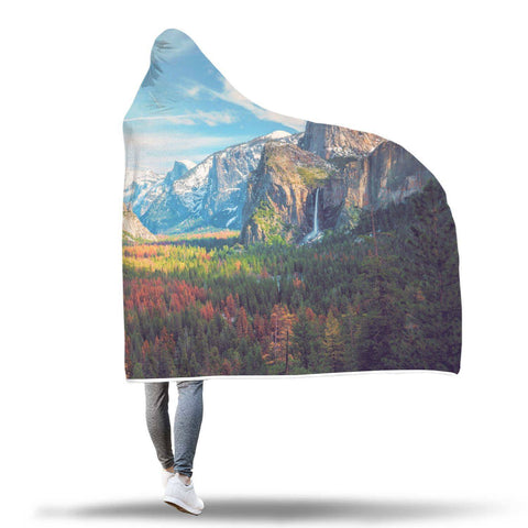 Image of Landscapes Hooded Blanket - Yosemite Valley Half Dome Blanket