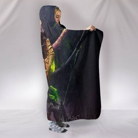 Image of The Avengers Thanos Gauntlet Hooded Blanket - Five Black Finger Blanket