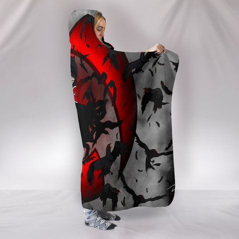 Image of Naruto Itachi Hooded Blanket - Uchiha Crow Jutsu White Blanket